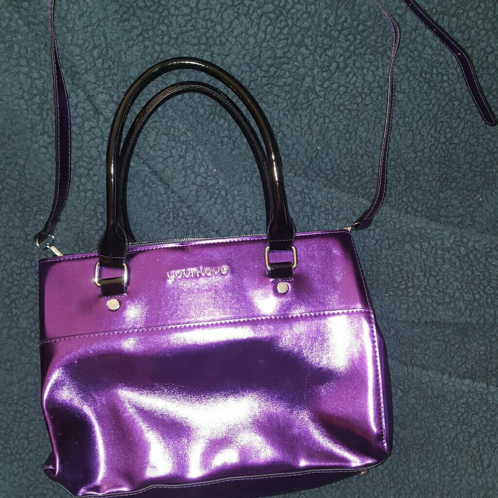Younique purse